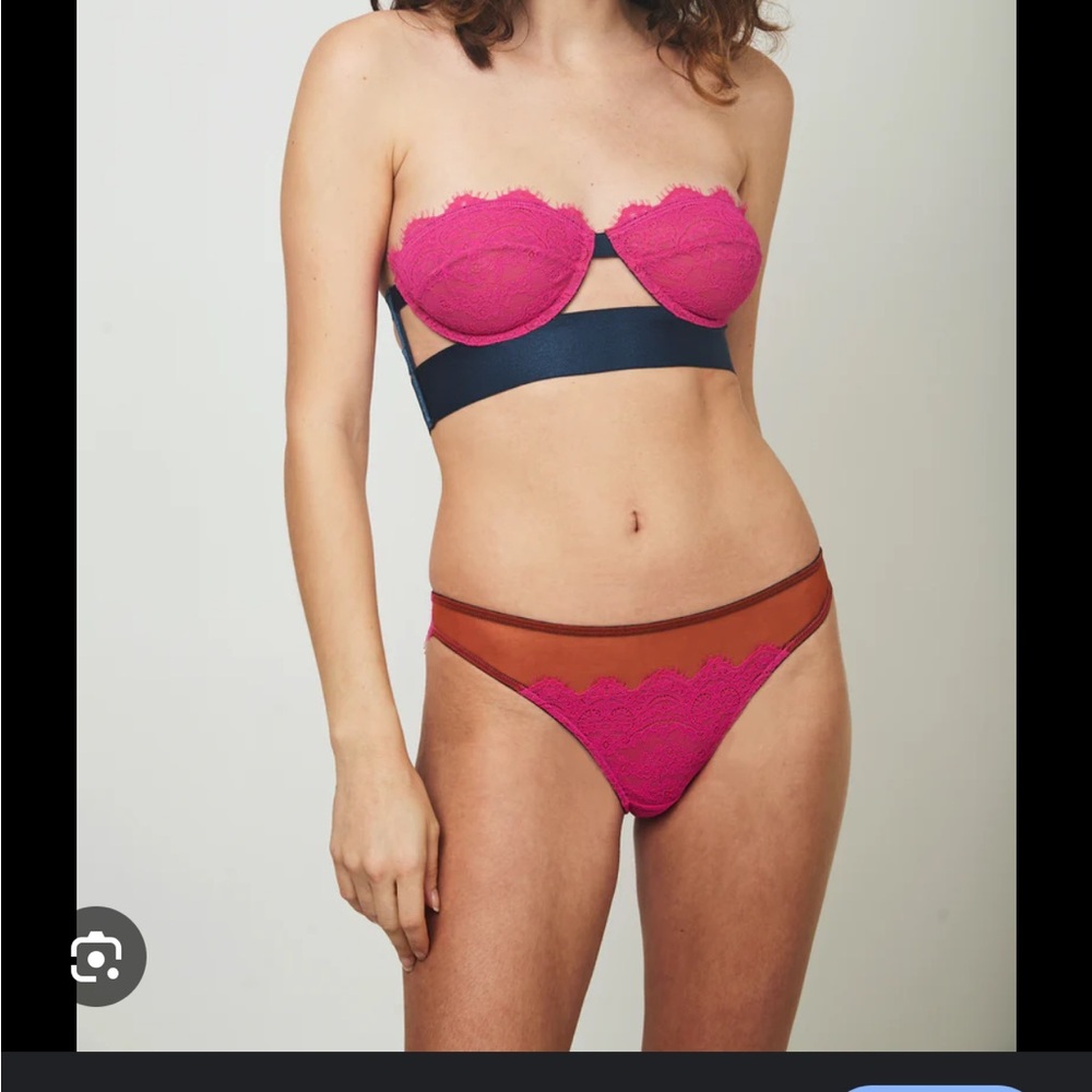 Dora Larsen Set: Natalie 34B Strapless Bra and L Underwear Fuschia/Orange/Navy
